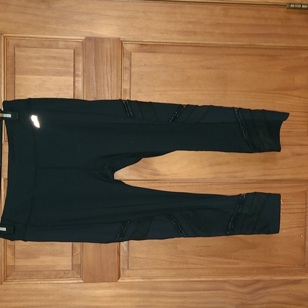 Avia workout capri